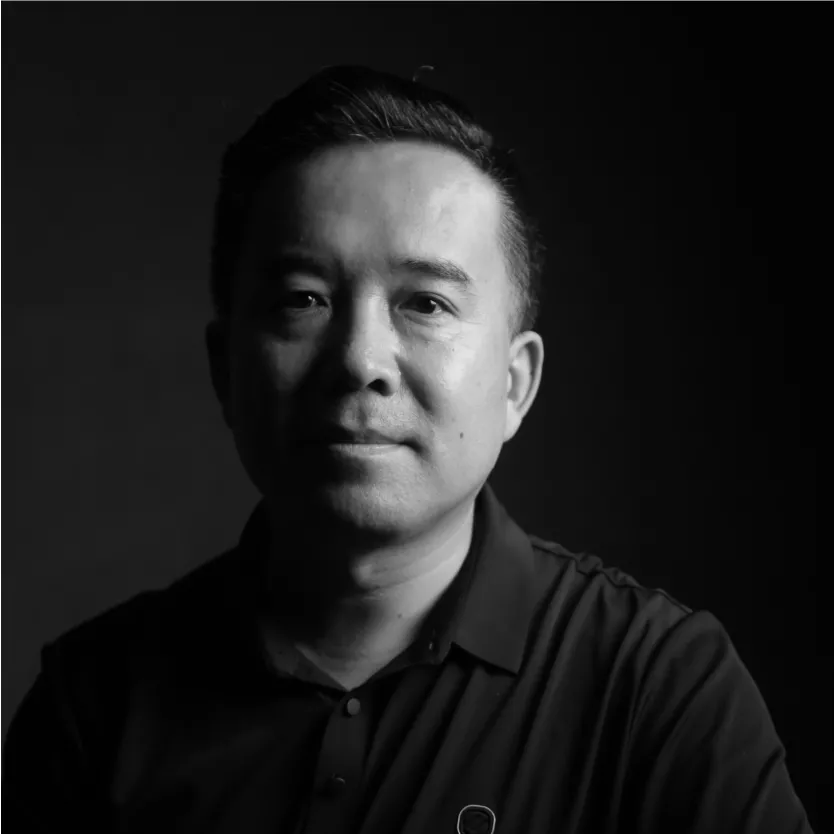 姜殿坤
深圳大学特聘教授，博士生导师
深圳大学国家形象研究中心（NIRC）主任